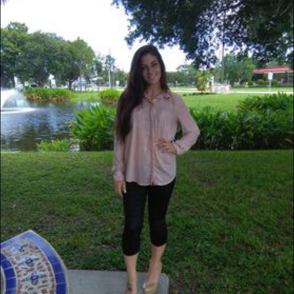 Meet your Posher, John’ee - Picture 3 of 4